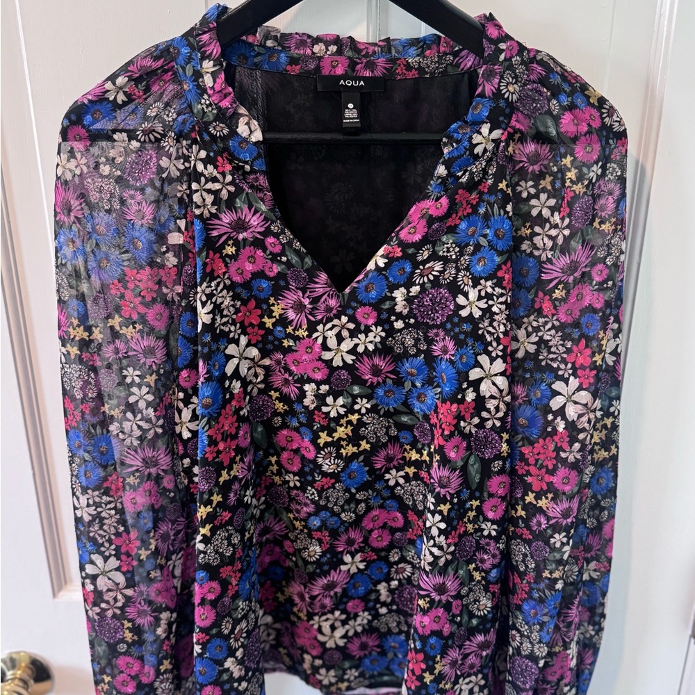 Aqua Vibrant Floral Women's Blouse - Black and Pink